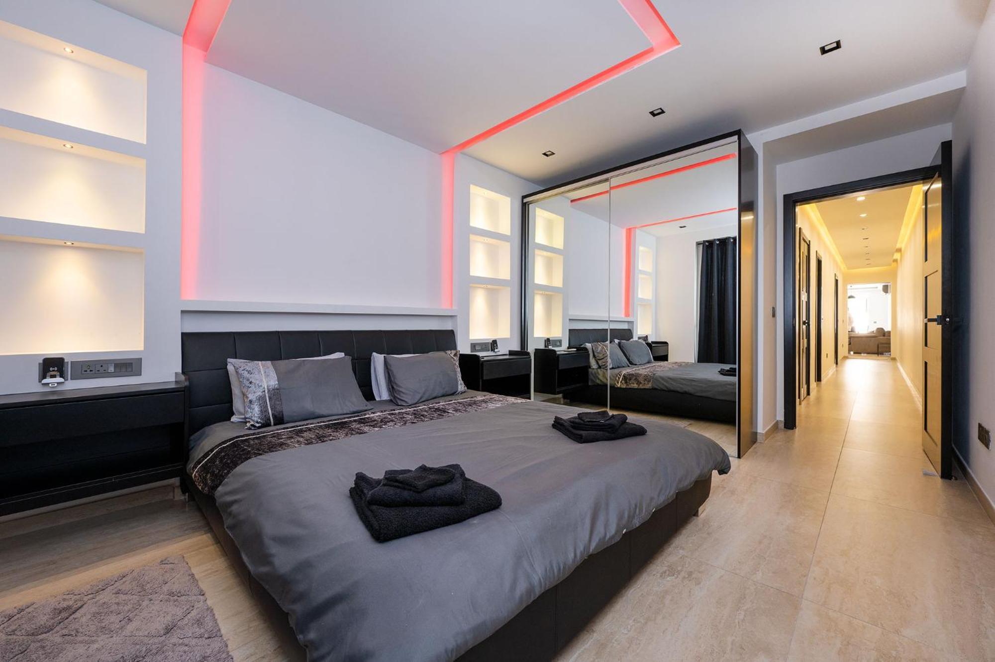 Modern 2 Bedroomed Apartment In Gzira Екстериор снимка