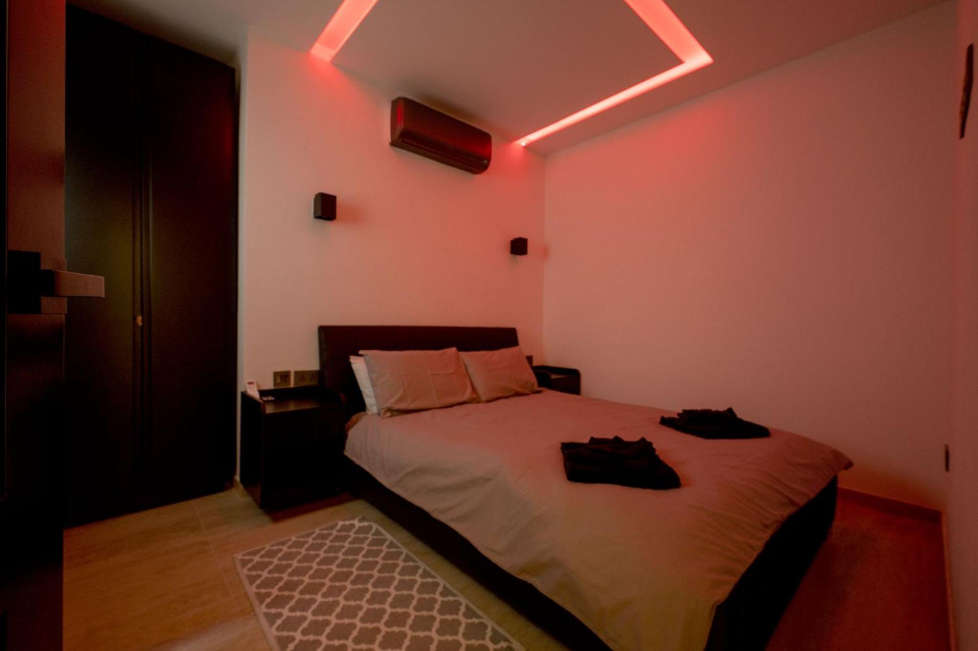 Modern 2 Bedroomed Apartment In Gzira Екстериор снимка